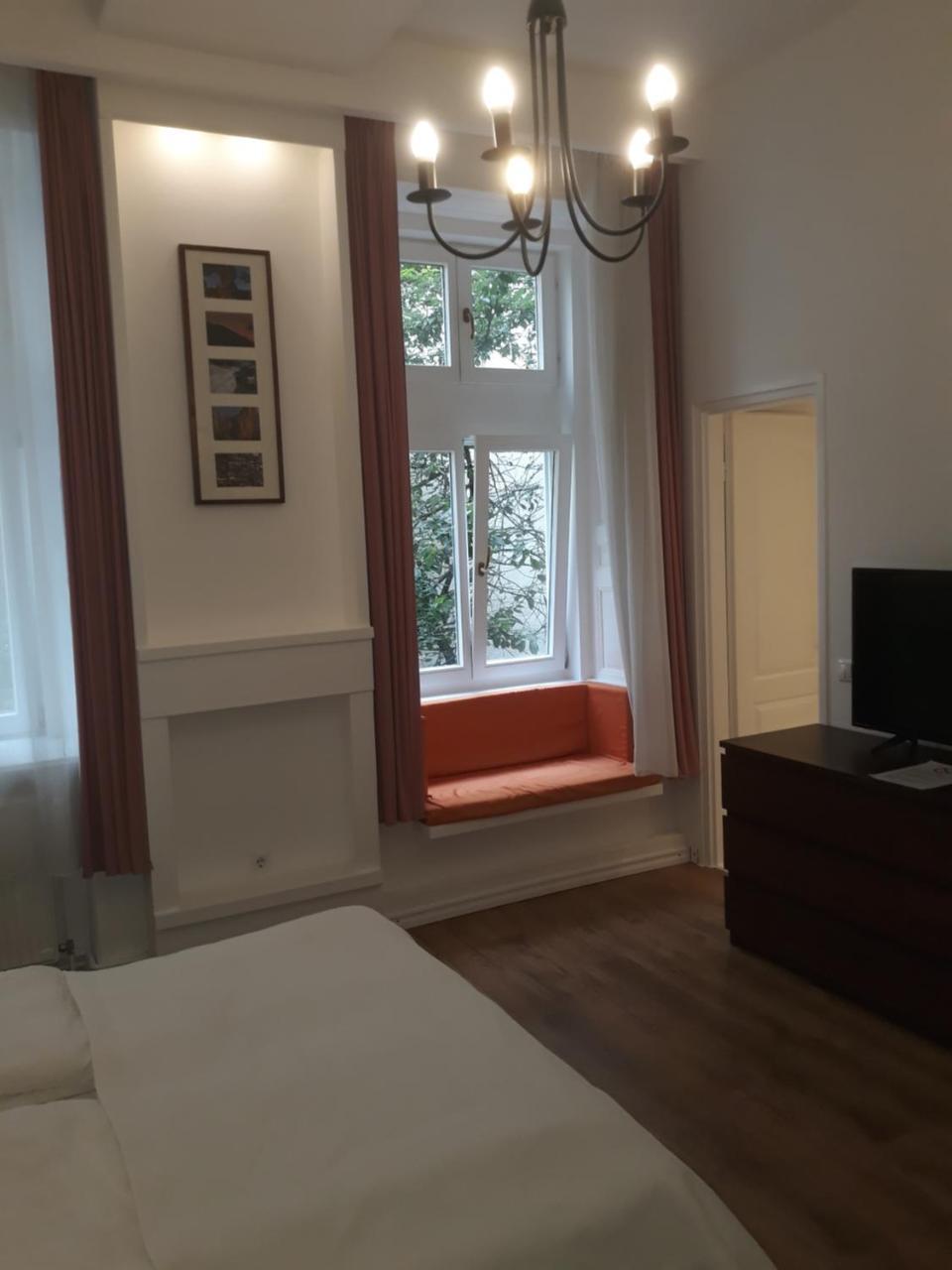 Connection Guesthouse Budapeszt Zewnętrze zdjęcie