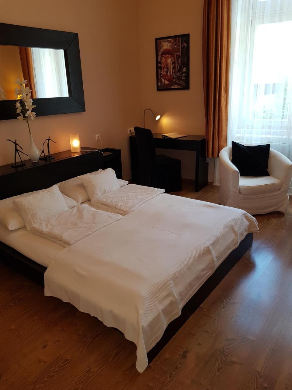 Connection Guesthouse Budapeszt Zewnętrze zdjęcie