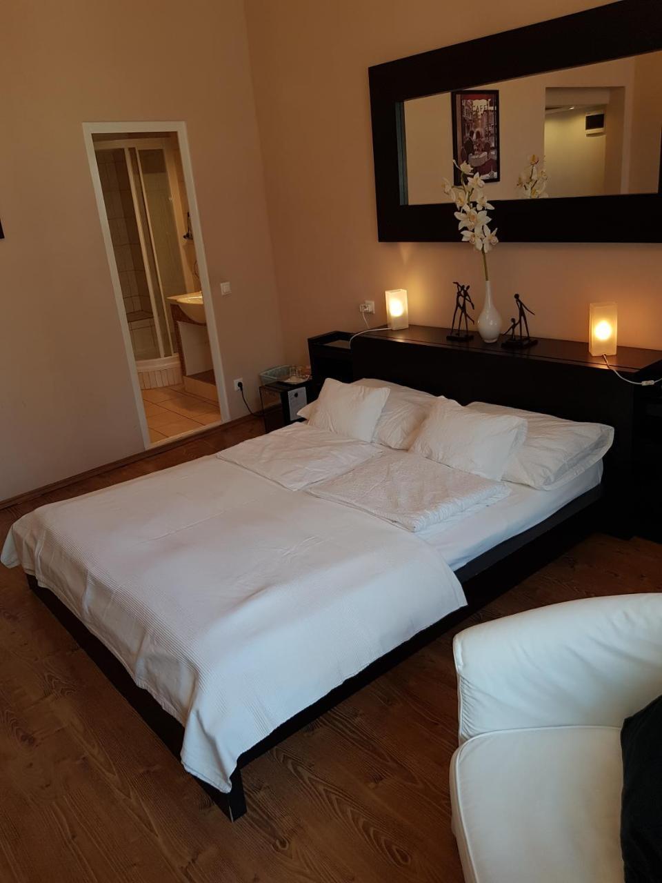 Connection Guesthouse Budapeszt Zewnętrze zdjęcie