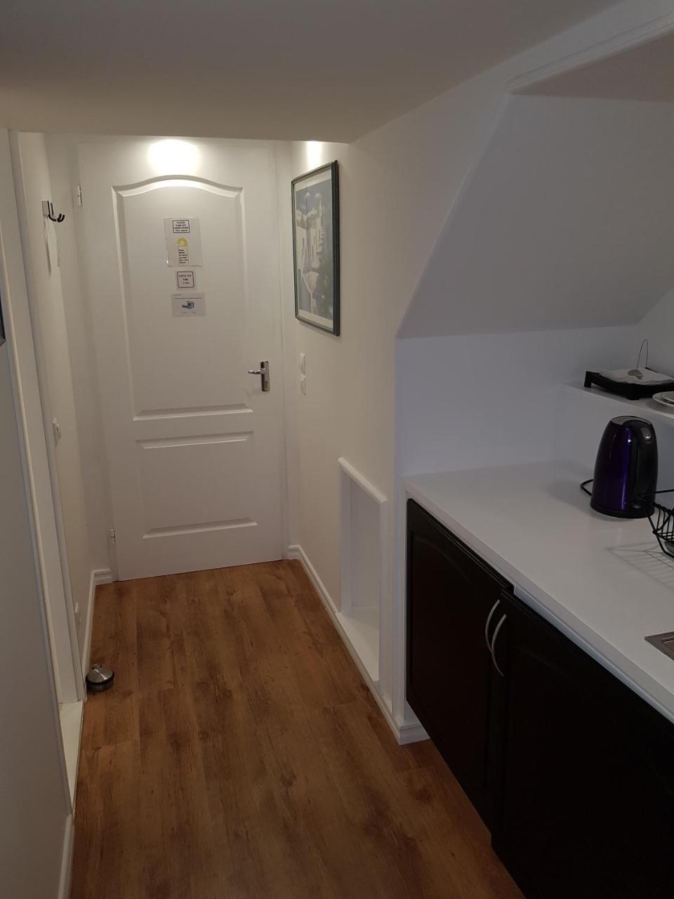 Connection Guesthouse Budapeszt Zewnętrze zdjęcie
